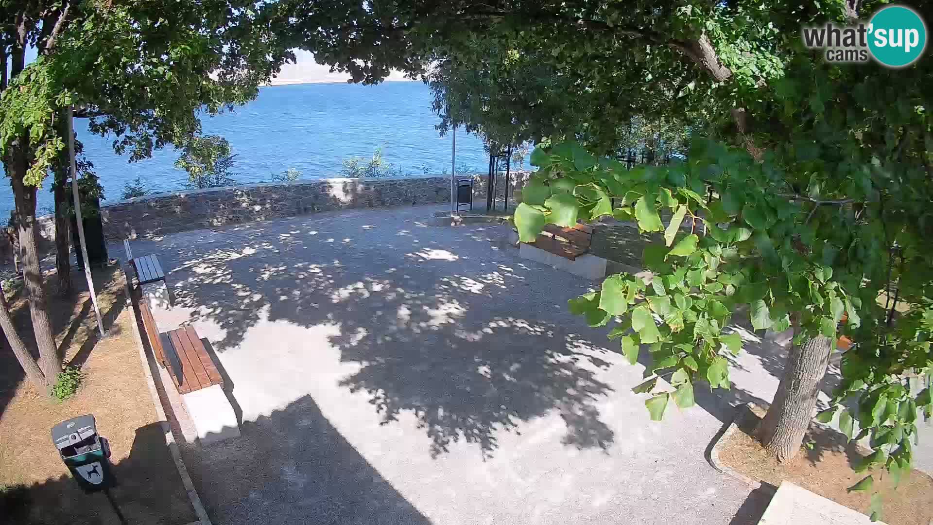 Webcam Senj en direct – Parc des Écrivains et canal du Velebit
