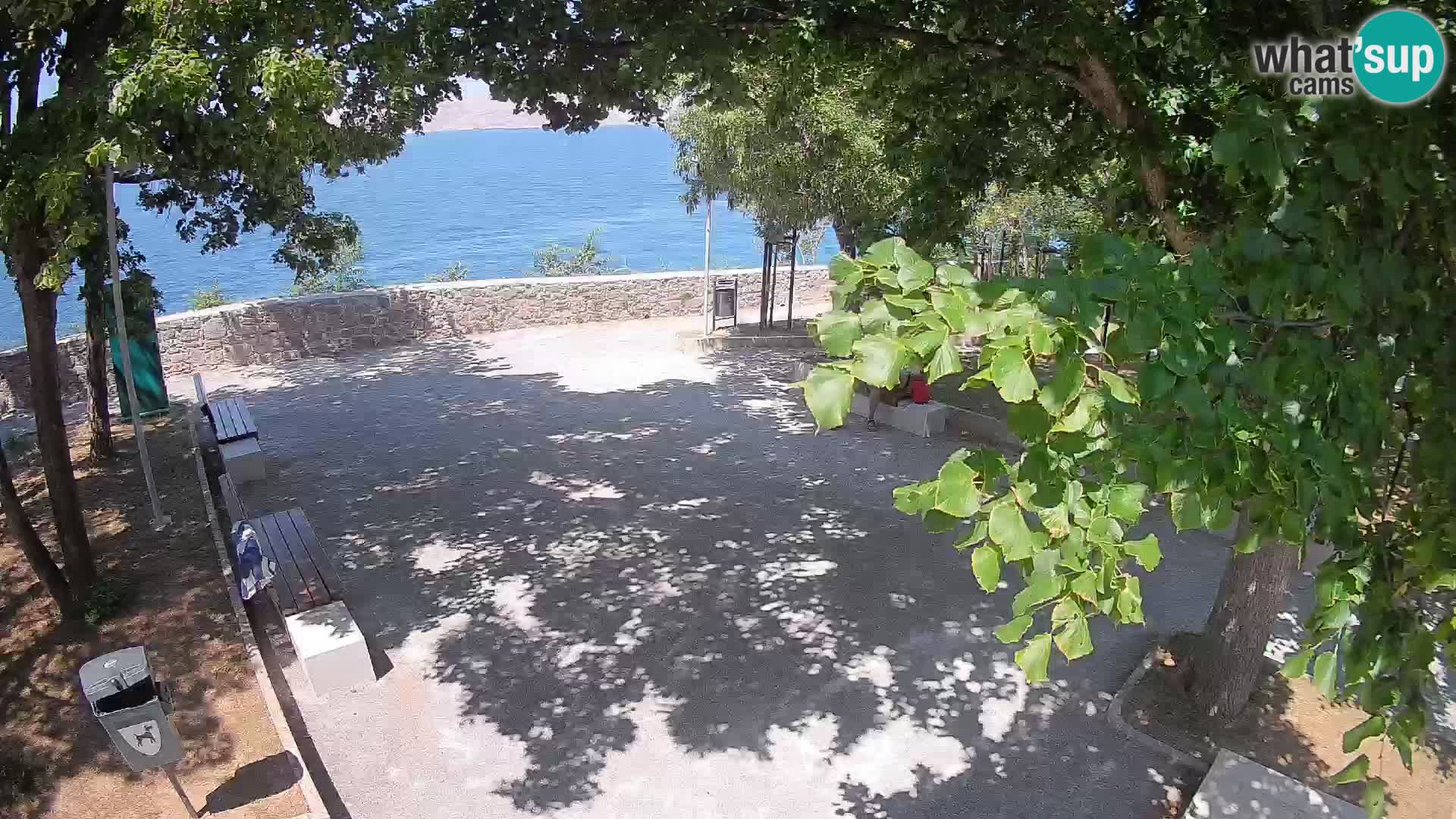 Spletna kamera Senj v živo – Park pisateljev in Velebitski kanal