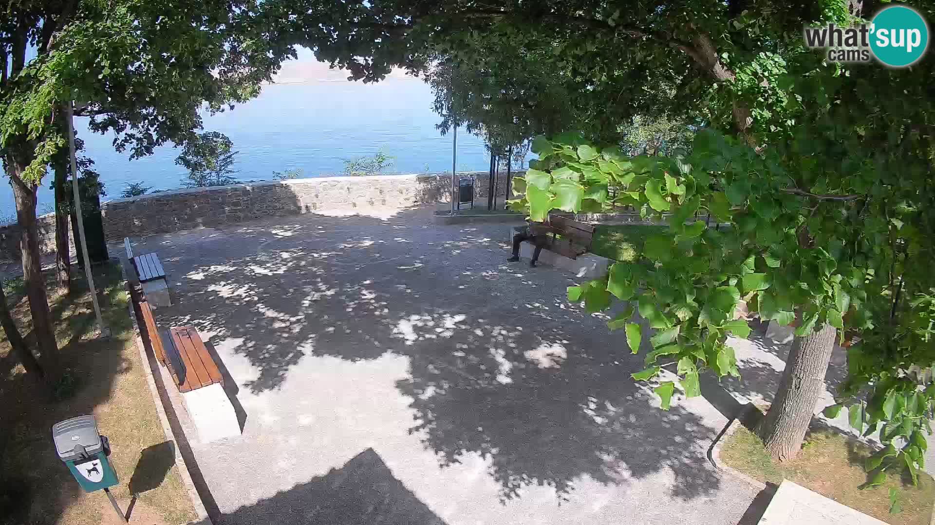 Webcam Senj en direct – Parc des Écrivains et canal du Velebit