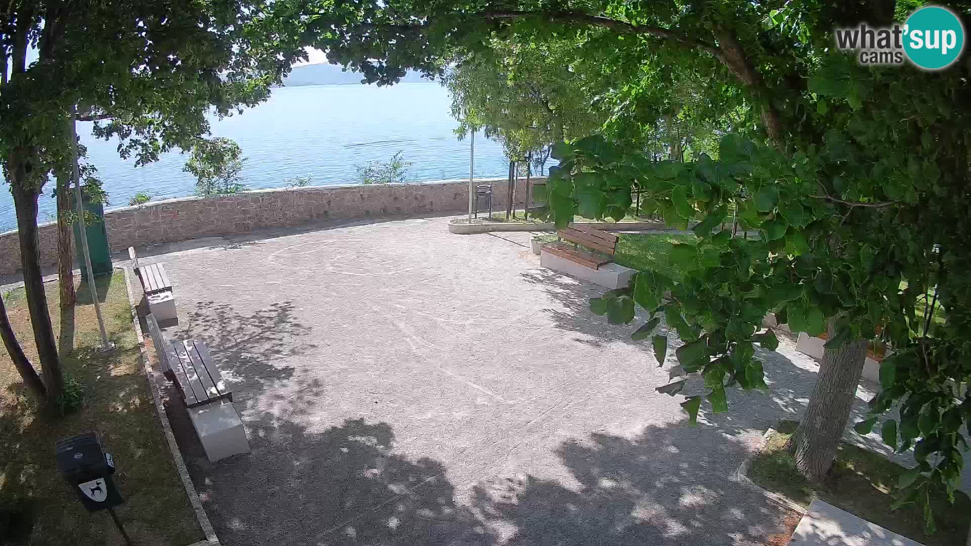 Kamera uživo Senj – Park književnika i Velebitski kanal