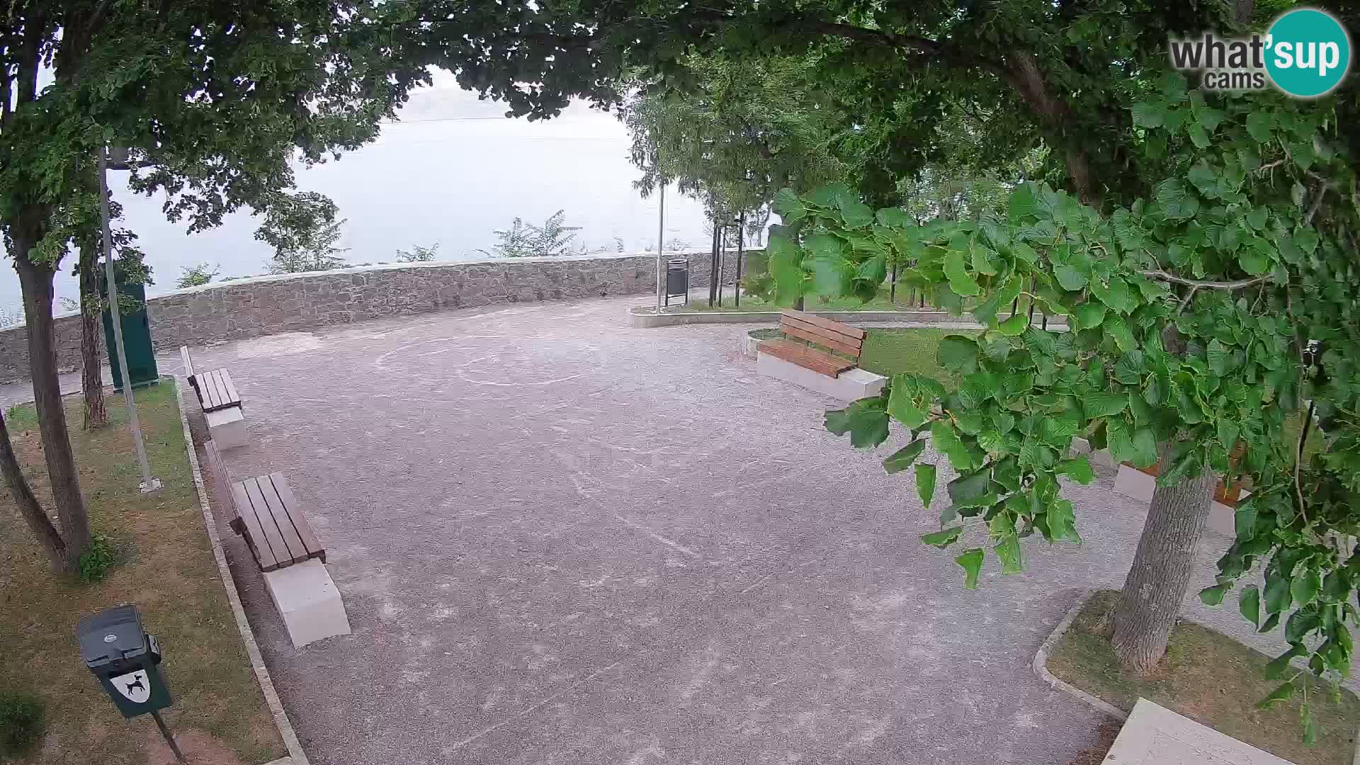 Senj Live Webcam – Schriftstellerpark und Velebit-Kanal