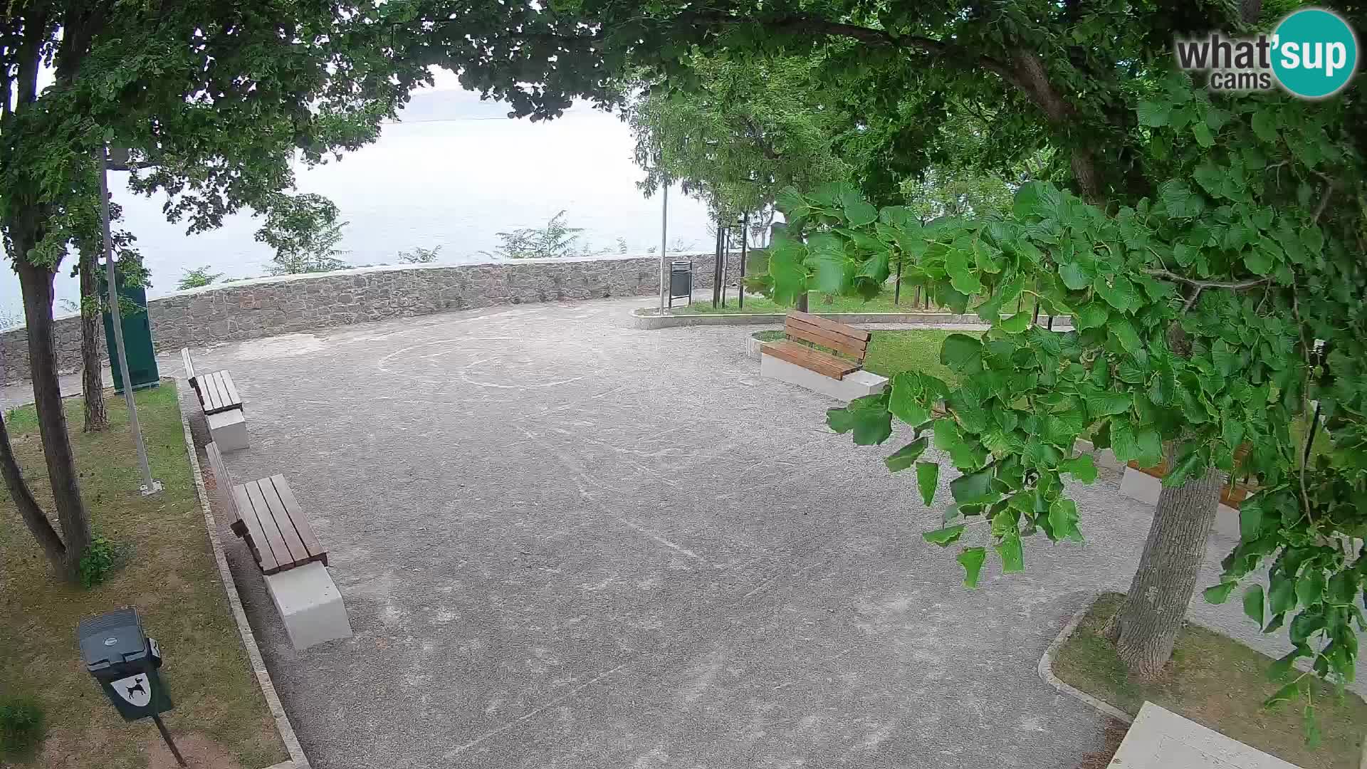 Webcam Senj en direct – Parc des Écrivains et canal du Velebit