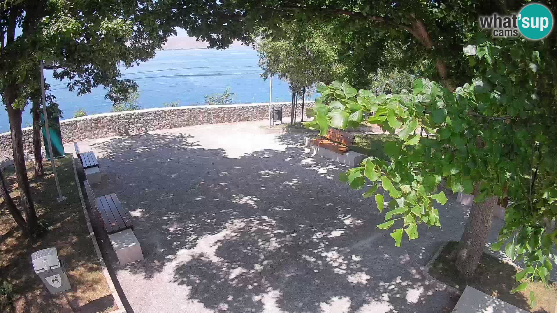 Kamera uživo Senj – Park književnika i Velebitski kanal