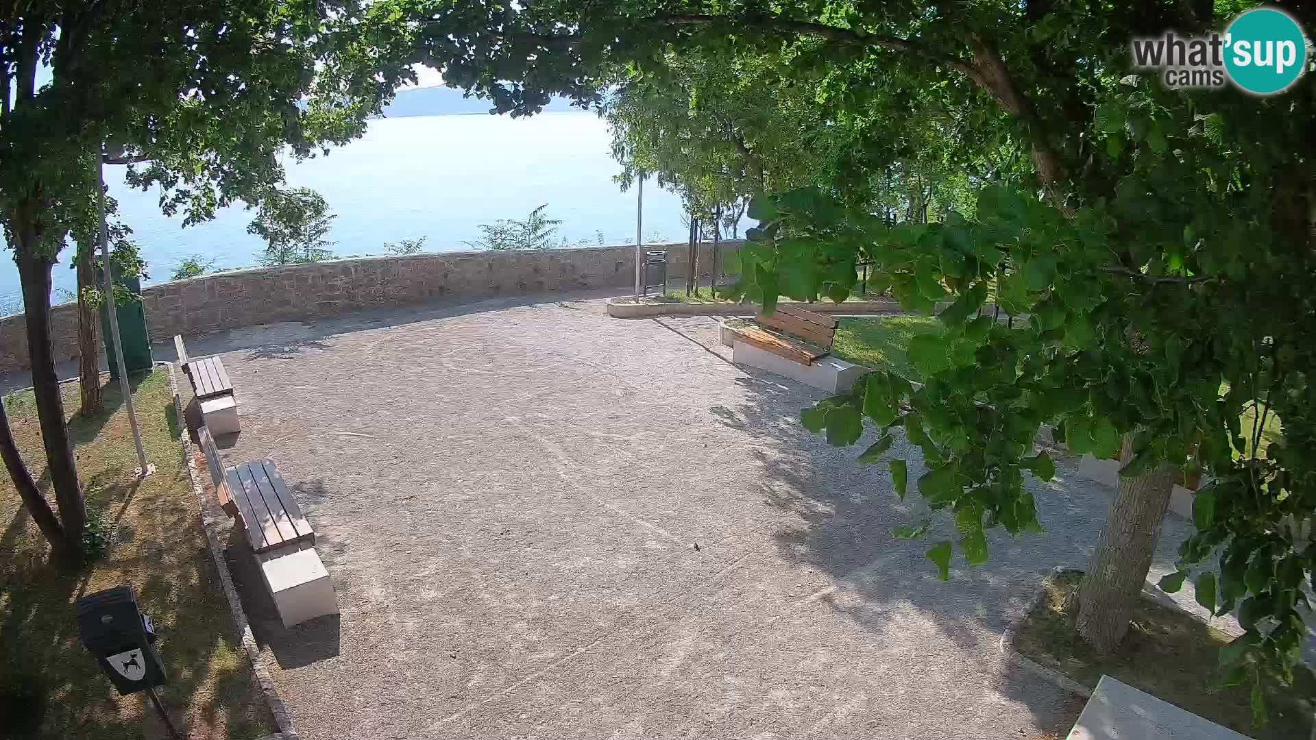Kamera uživo Senj – Park književnika i Velebitski kanal