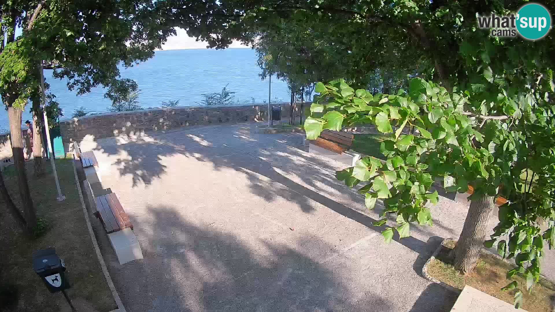 Webcam Senj en direct – Parc des Écrivains et canal du Velebit
