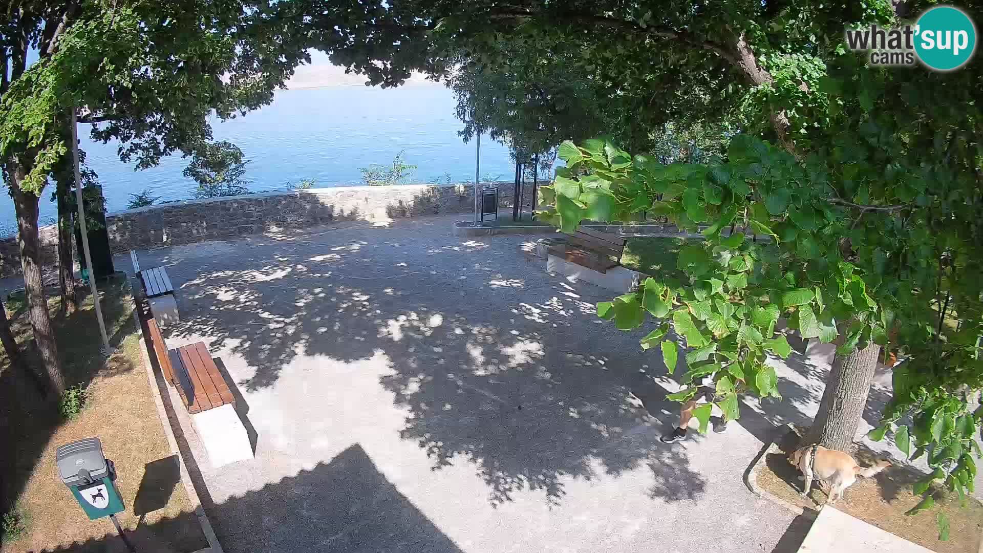 Kamera uživo Senj – Park književnika i Velebitski kanal