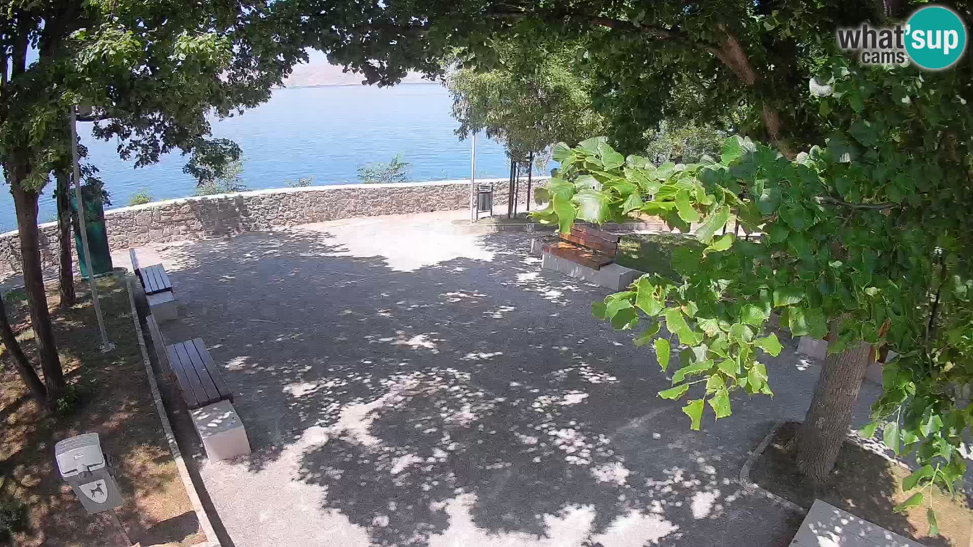 Webcam Senj en direct – Parc des Écrivains et canal du Velebit