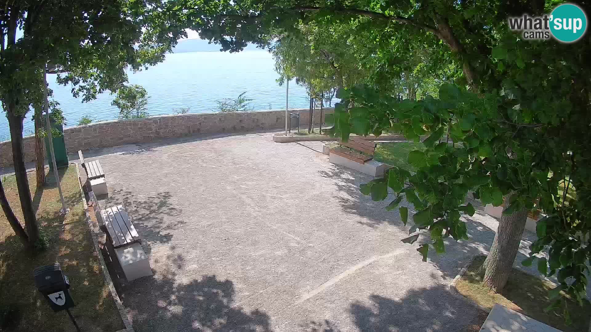 Webcam Senj en direct – Parc des Écrivains et canal du Velebit