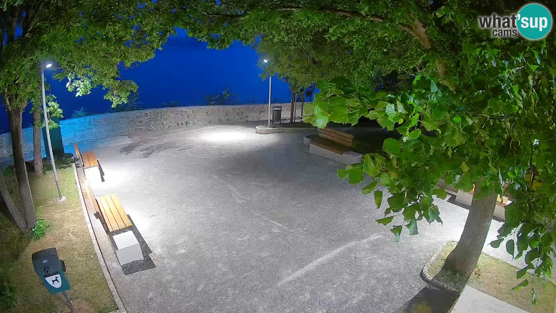 Senj Live Webcam – Schriftstellerpark und Velebit-Kanal