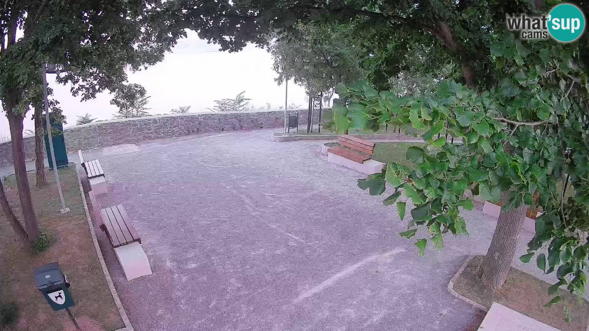 Senj Live Webcam – Schriftstellerpark und Velebit-Kanal