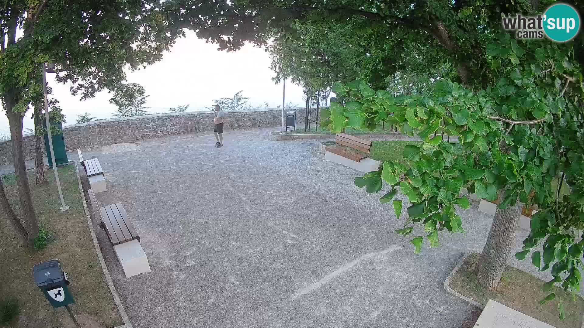 Senj Live Webcam – Schriftstellerpark und Velebit-Kanal