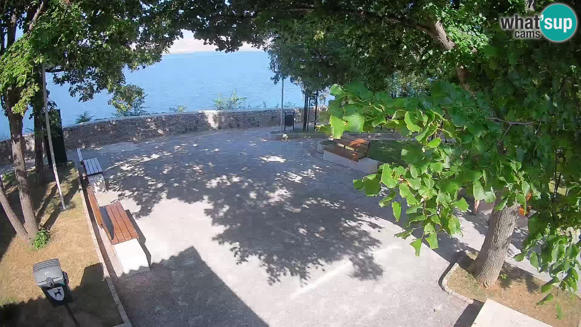 Kamera uživo Senj – Park književnika i Velebitski kanal