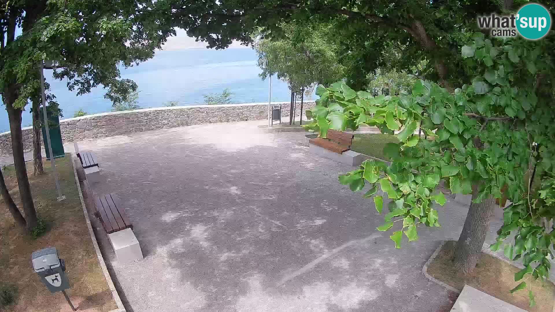 Kamera uživo Senj – Park književnika i Velebitski kanal