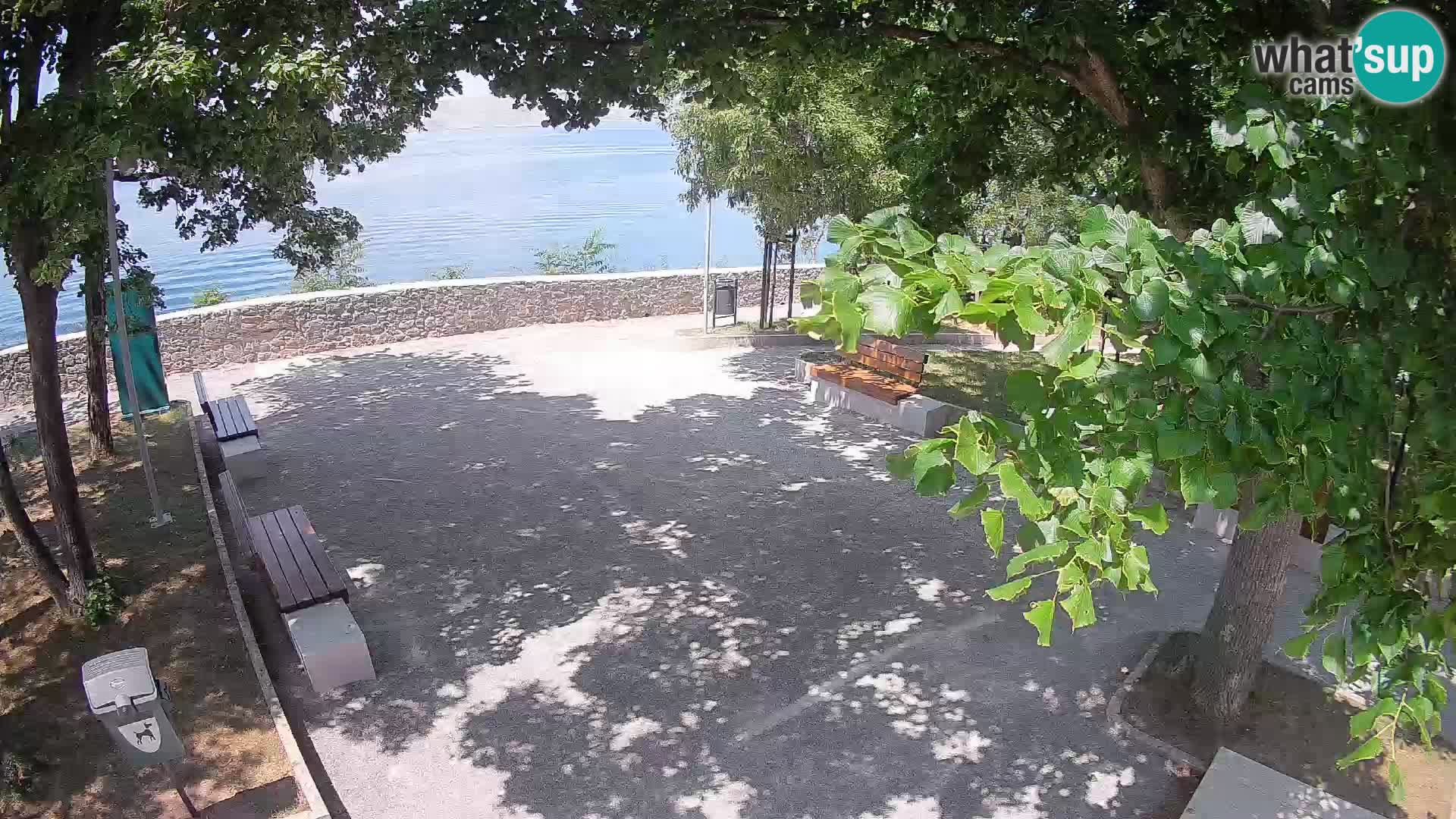 Webcam Senj en direct – Parc des Écrivains et canal du Velebit