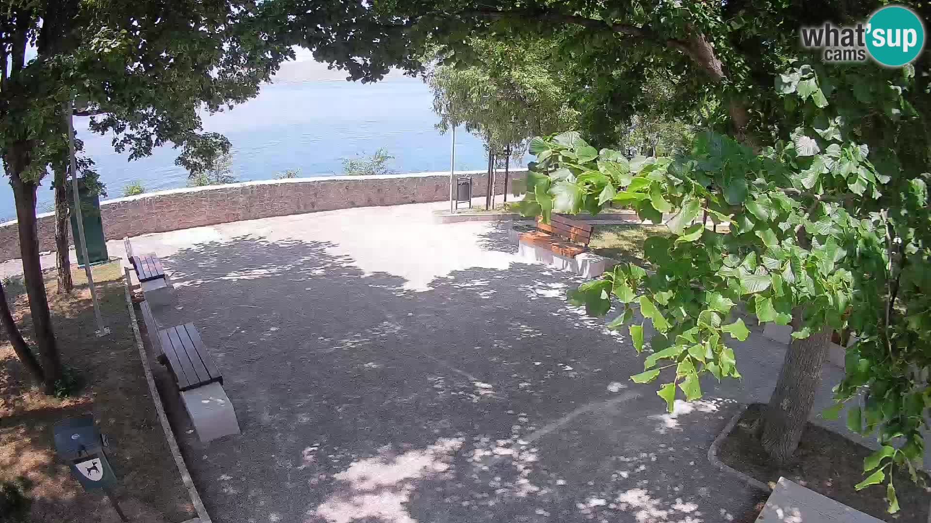 Kamera uživo Senj – Park književnika i Velebitski kanal