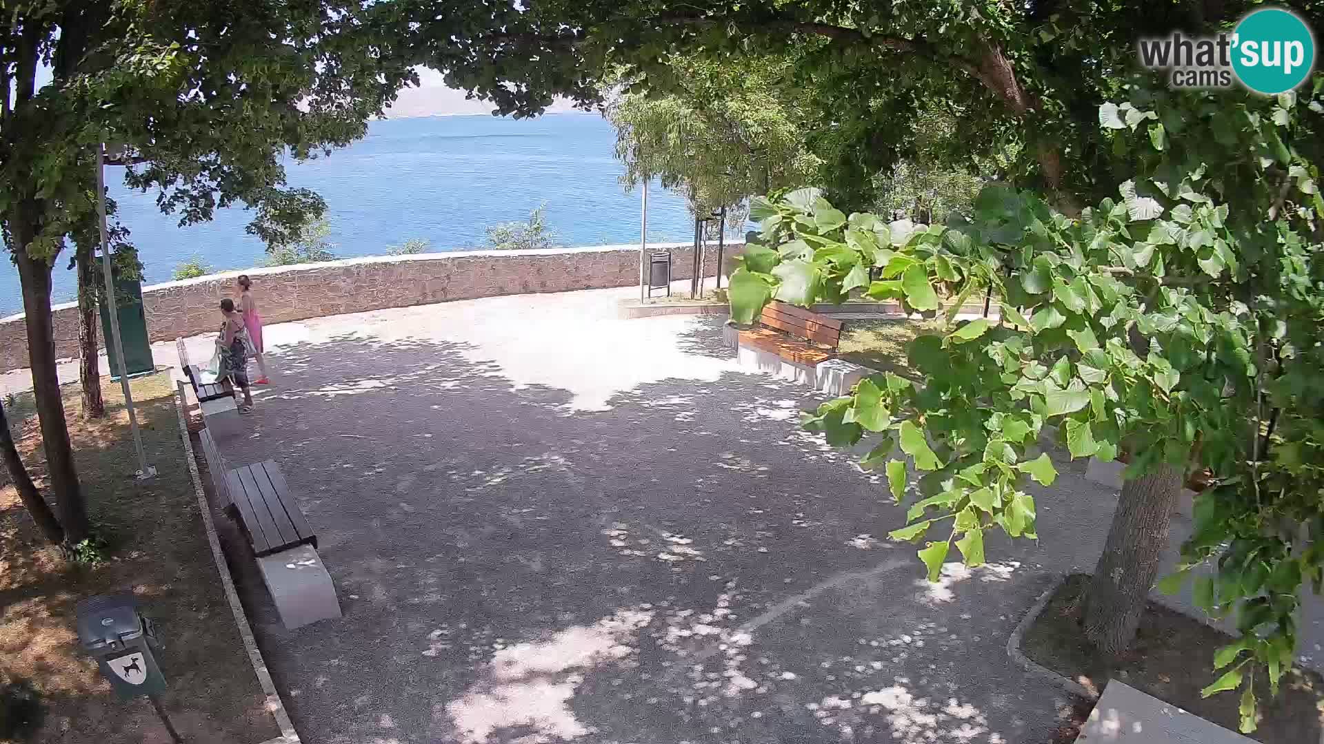 Webcam Senj en direct – Parc des Écrivains et canal du Velebit