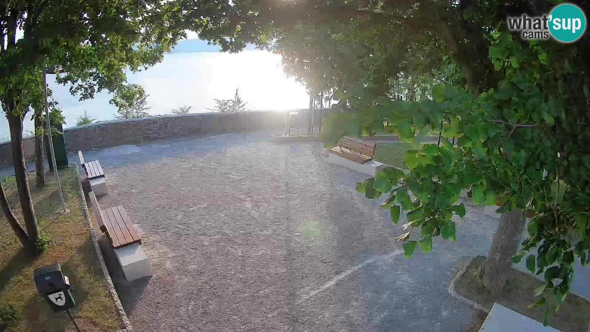 Senj Live Webcam – Schriftstellerpark und Velebit-Kanal