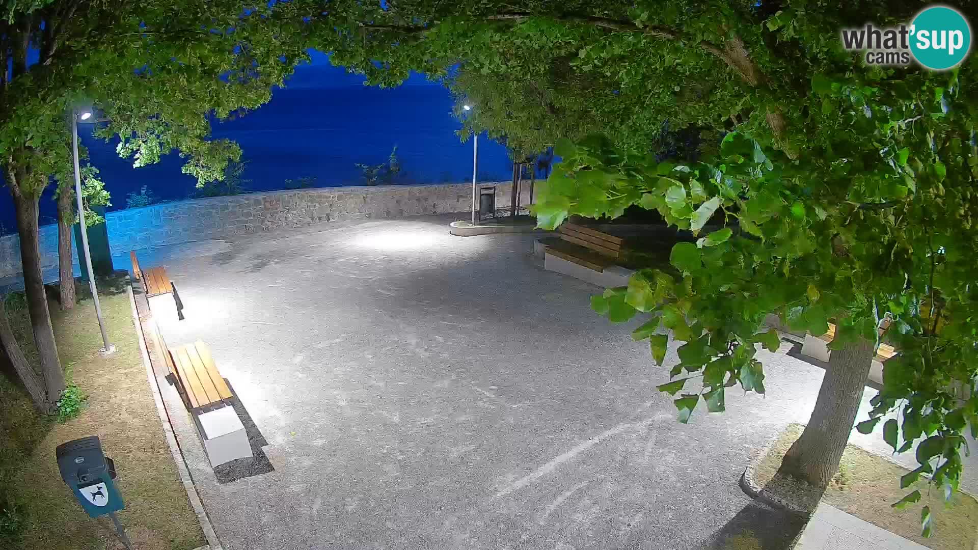 Webcam Senj en direct – Parc des Écrivains et canal du Velebit