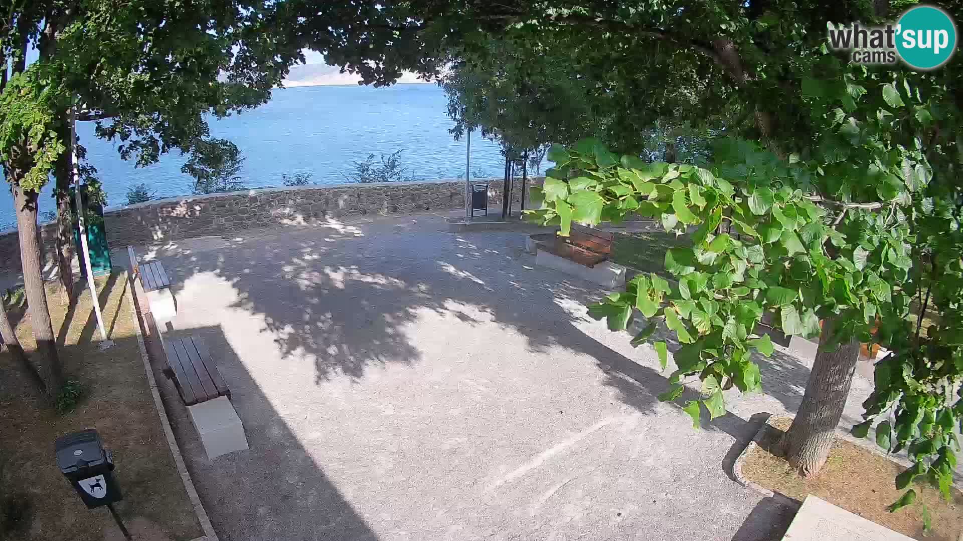 Kamera uživo Senj – Park književnika i Velebitski kanal