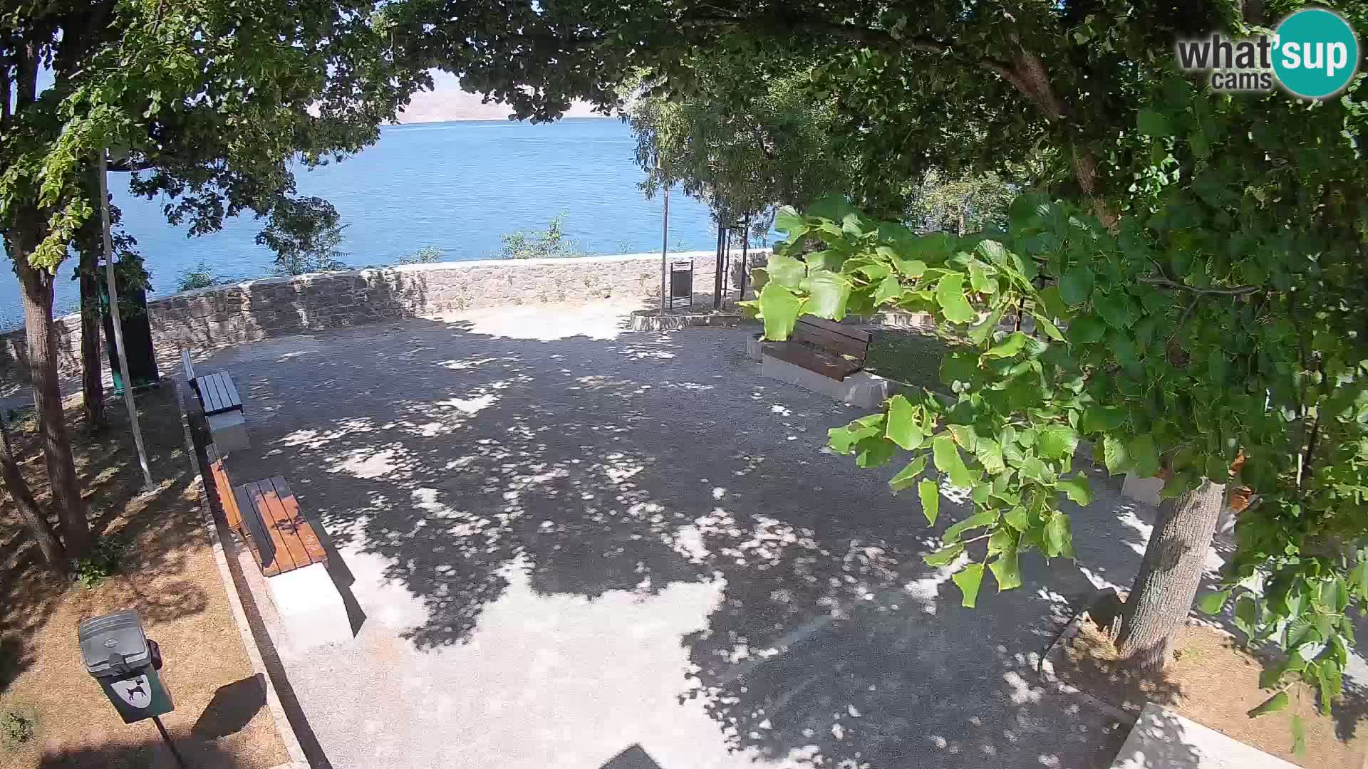 Webcam Senj en direct – Parc des Écrivains et canal du Velebit