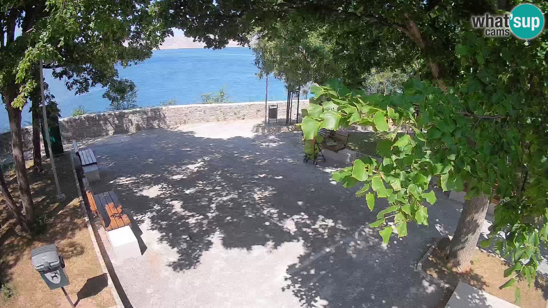 Webcam Senj en direct – Parc des Écrivains et canal du Velebit