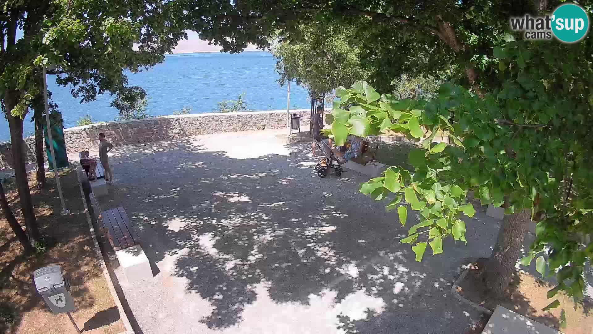 Webcam Senj en direct – Parc des Écrivains et canal du Velebit
