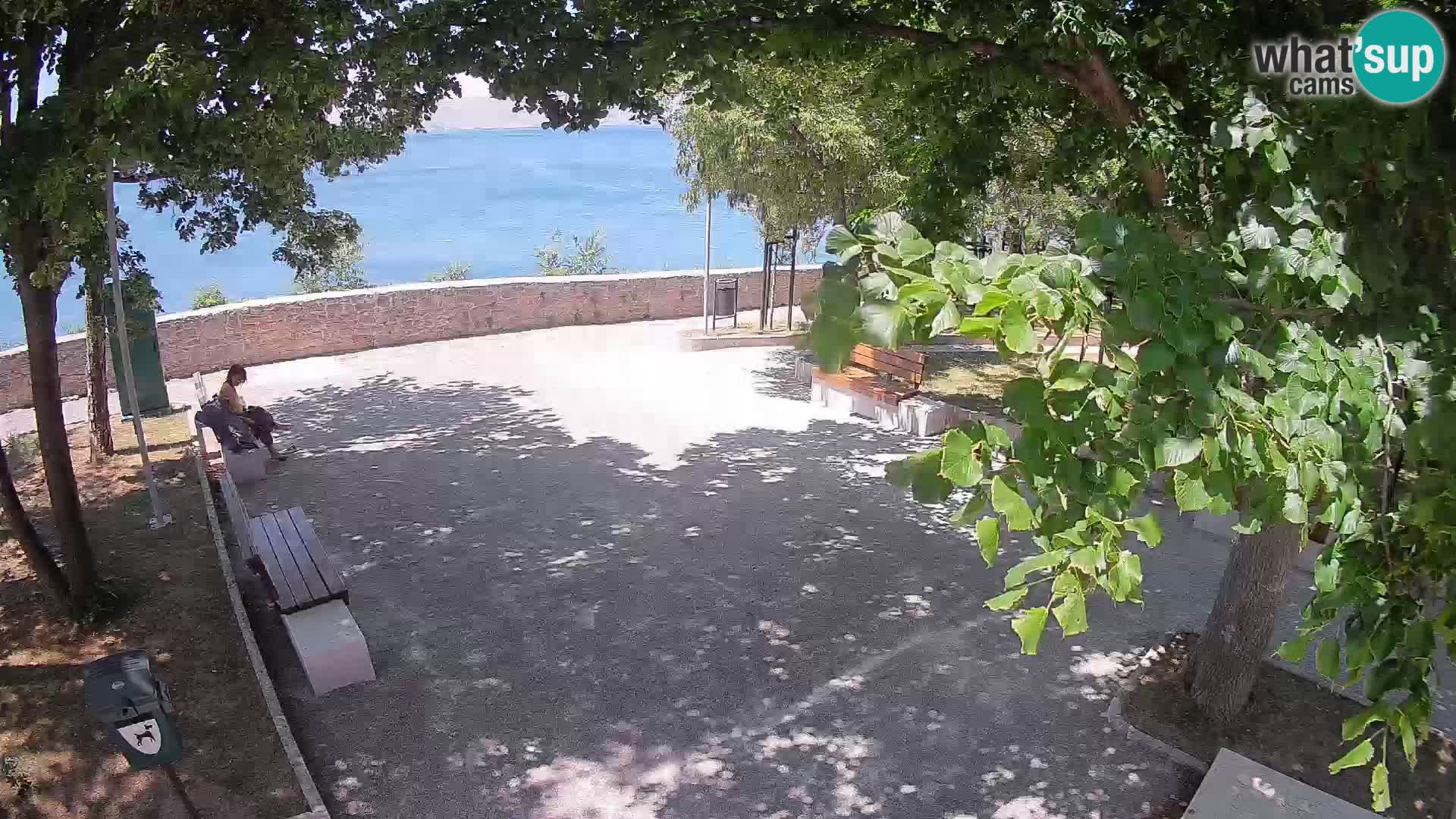 Kamera uživo Senj – Park književnika i Velebitski kanal
