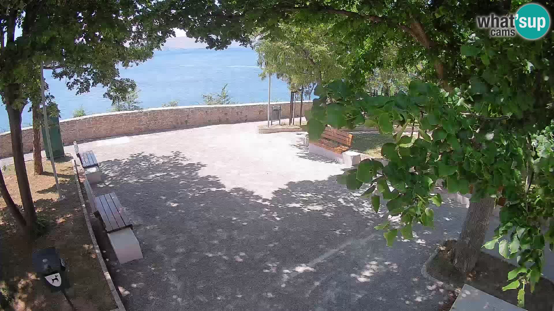 Senj Live Webcam – Schriftstellerpark und Velebit-Kanal