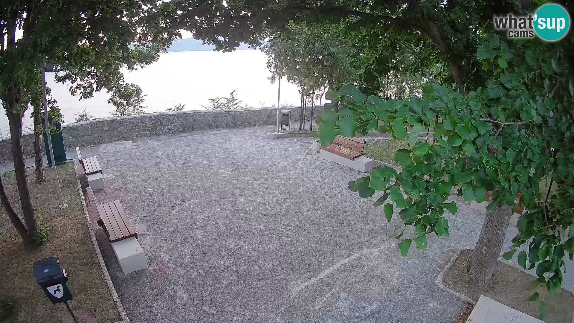 Senj Live Webcam – Schriftstellerpark und Velebit-Kanal
