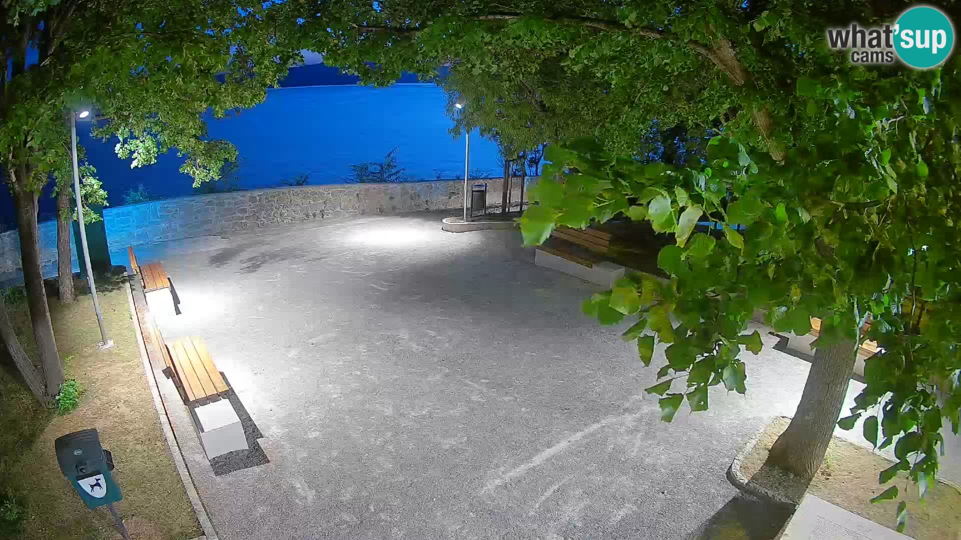 Senj Live Webcam – Schriftstellerpark und Velebit-Kanal