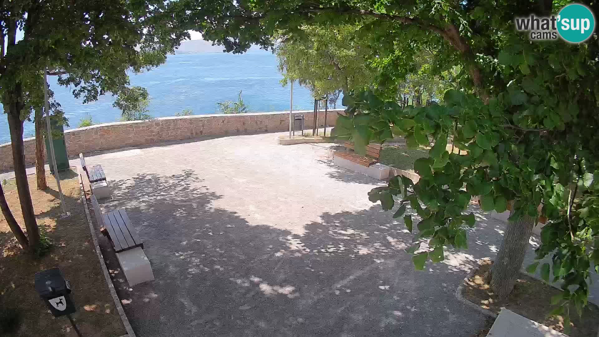 Kamera uživo Senj – Park književnika i Velebitski kanal