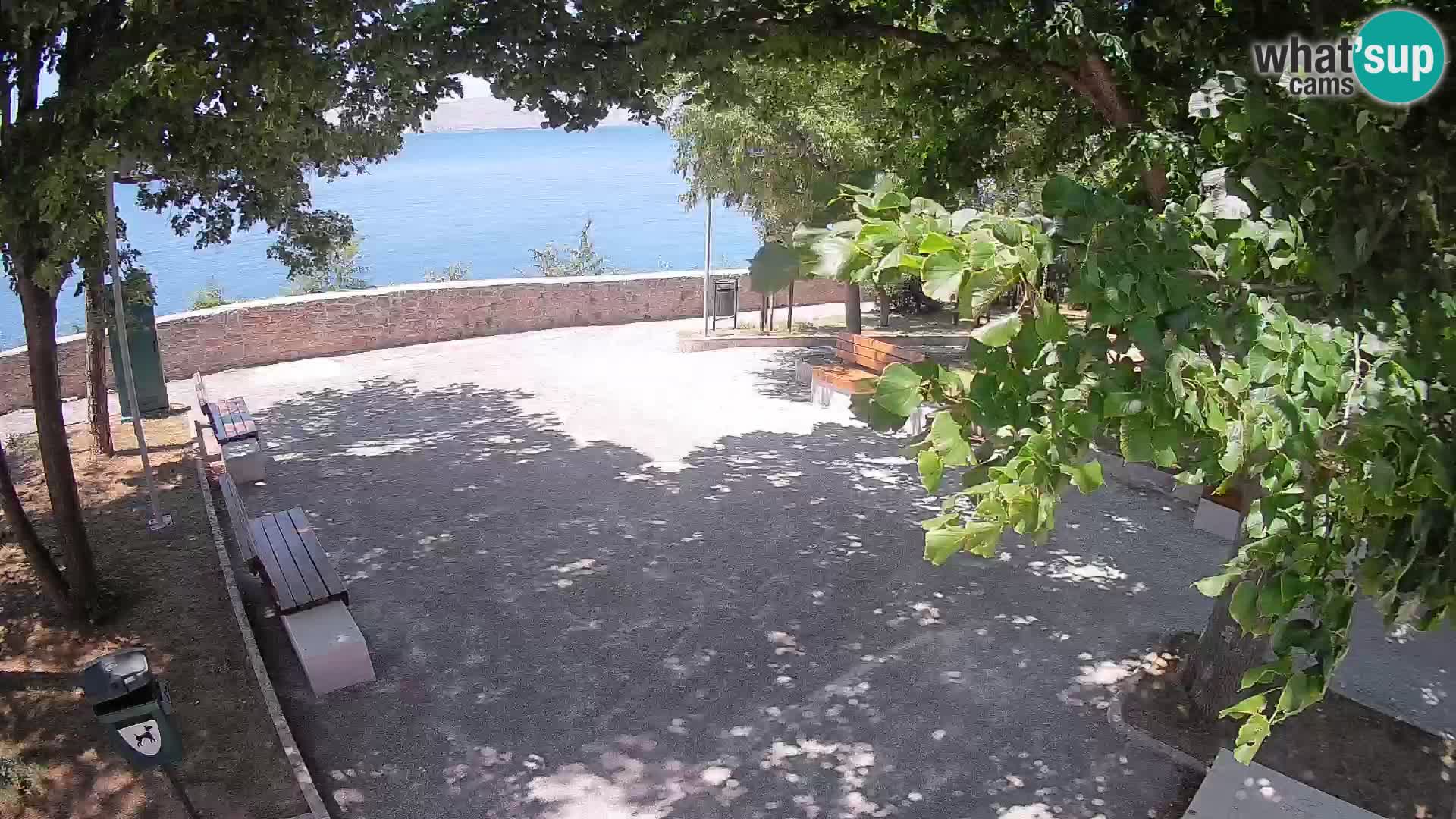Kamera uživo Senj – Park književnika i Velebitski kanal