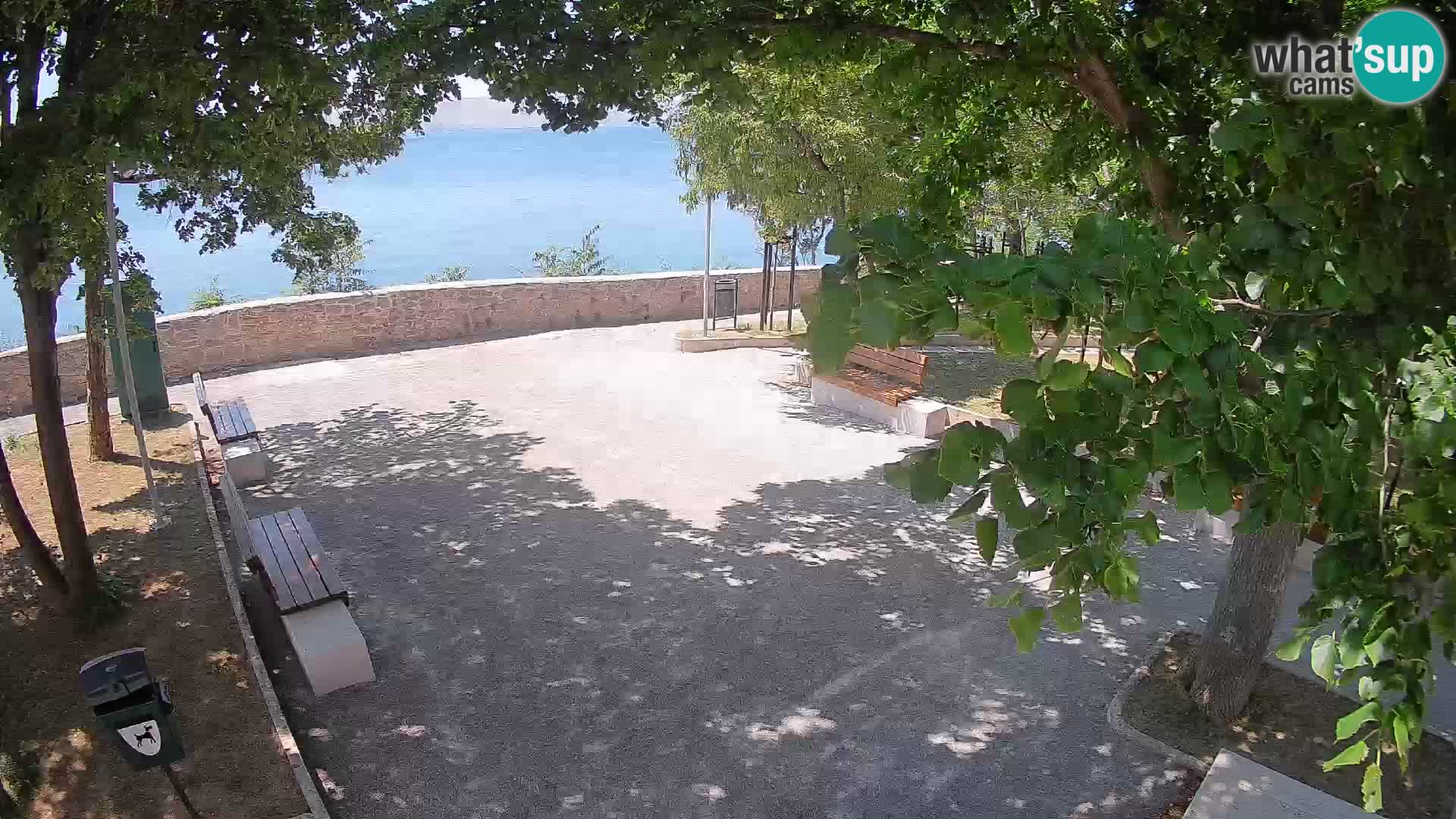 Senj Live Webcam – Schriftstellerpark und Velebit-Kanal