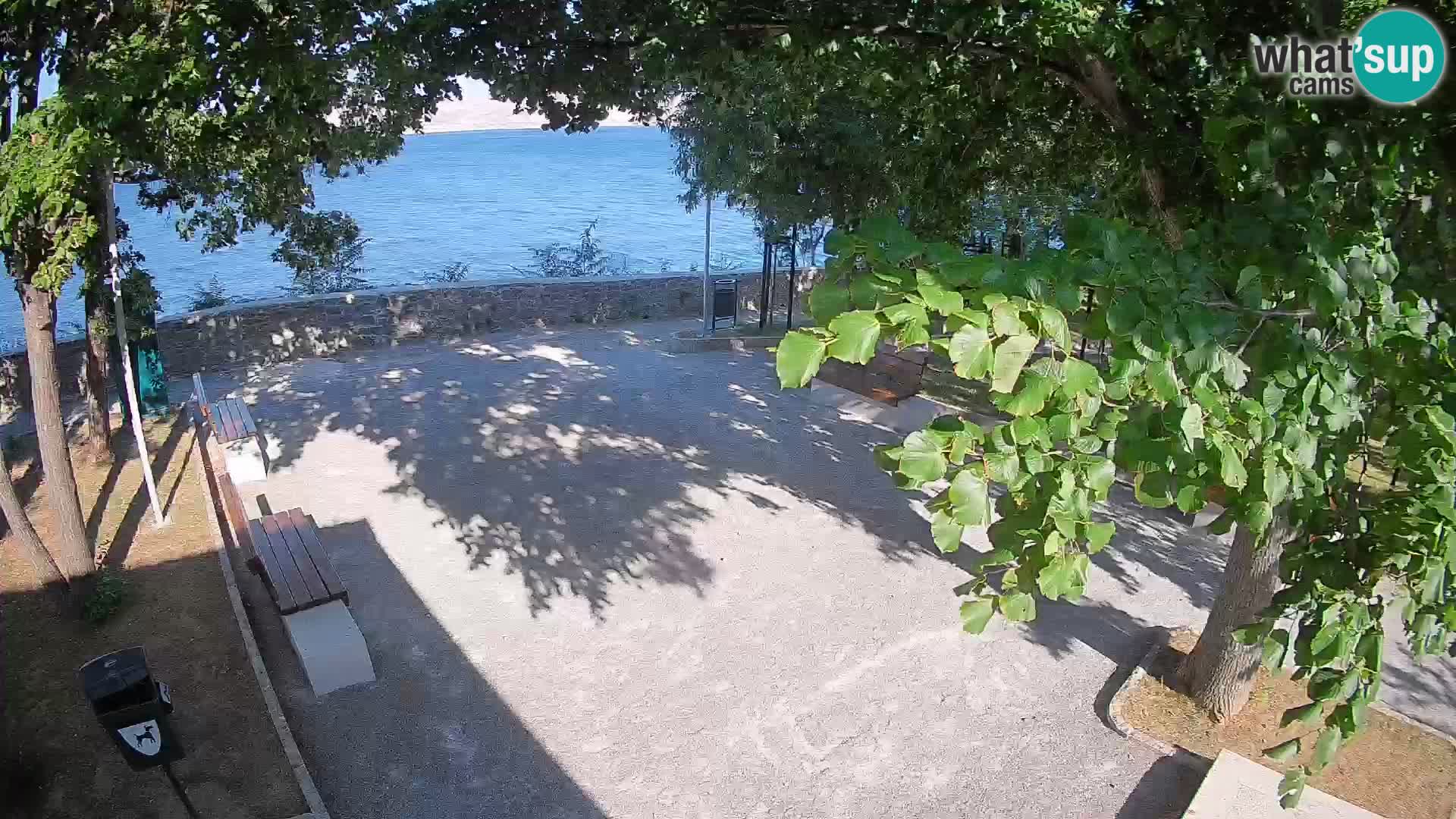 Webcam Senj en direct – Parc des Écrivains et canal du Velebit