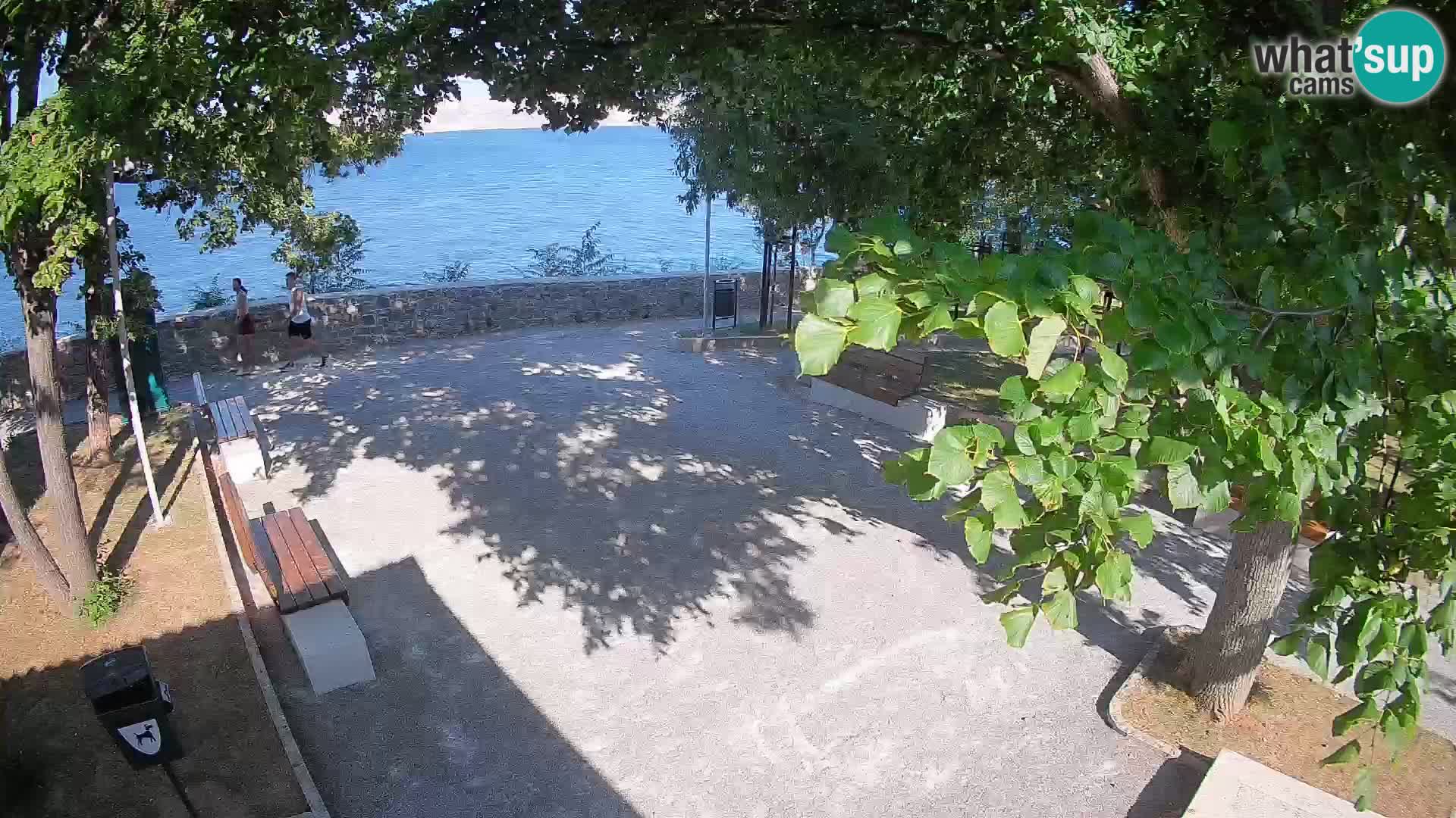 Webcam Senj en direct – Parc des Écrivains et canal du Velebit
