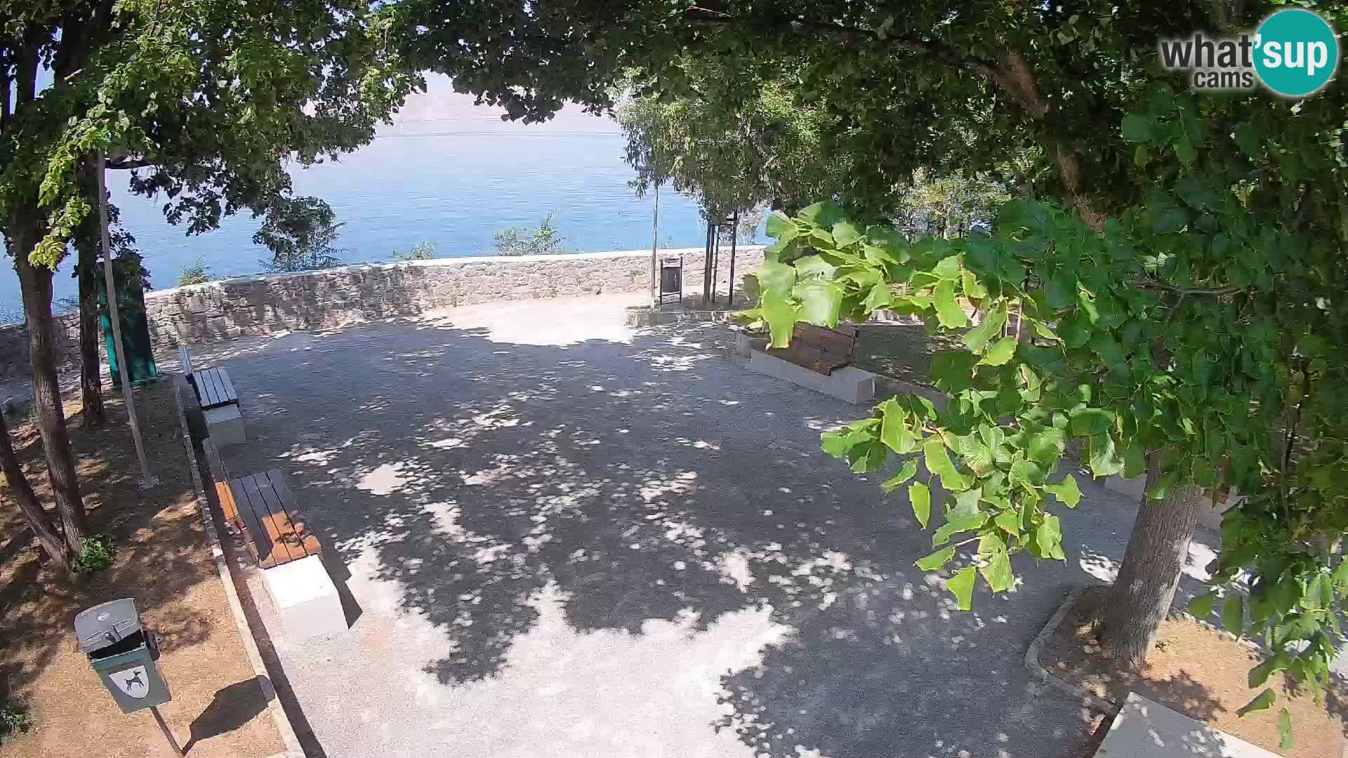 Kamera uživo Senj – Park književnika i Velebitski kanal