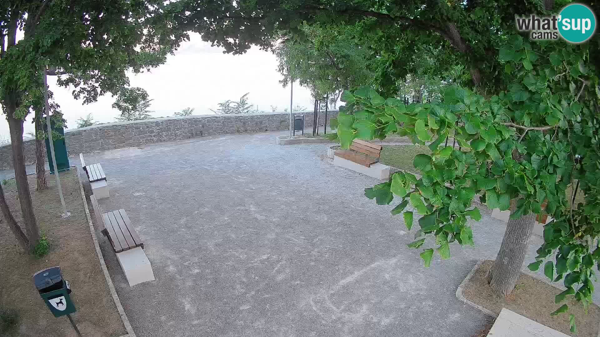 Senj Live Webcam – Schriftstellerpark und Velebit-Kanal