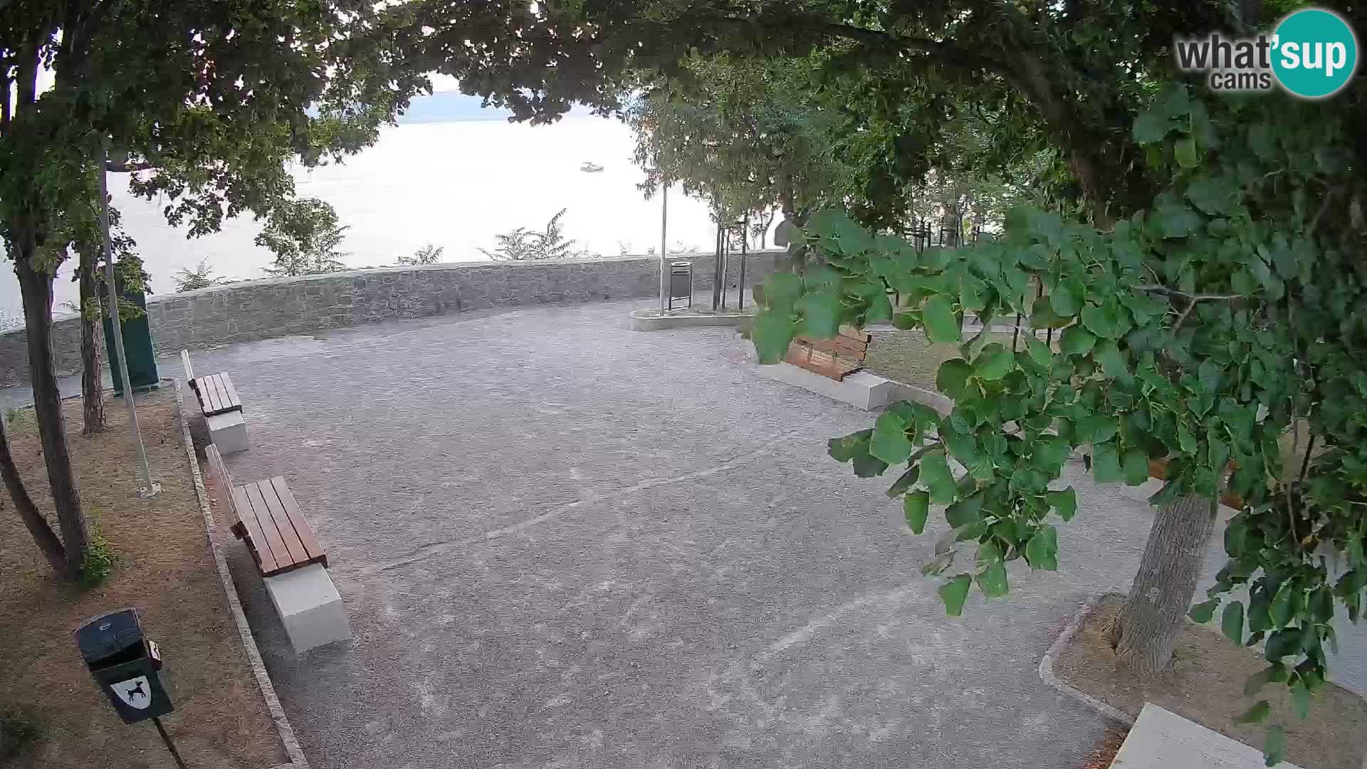 Senj Live Webcam – Schriftstellerpark und Velebit-Kanal
