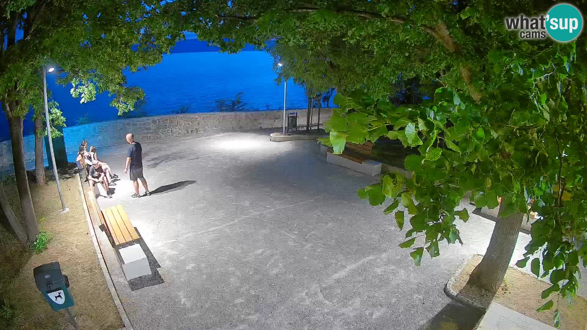 Webcam Senj en direct – Parc des Écrivains et canal du Velebit