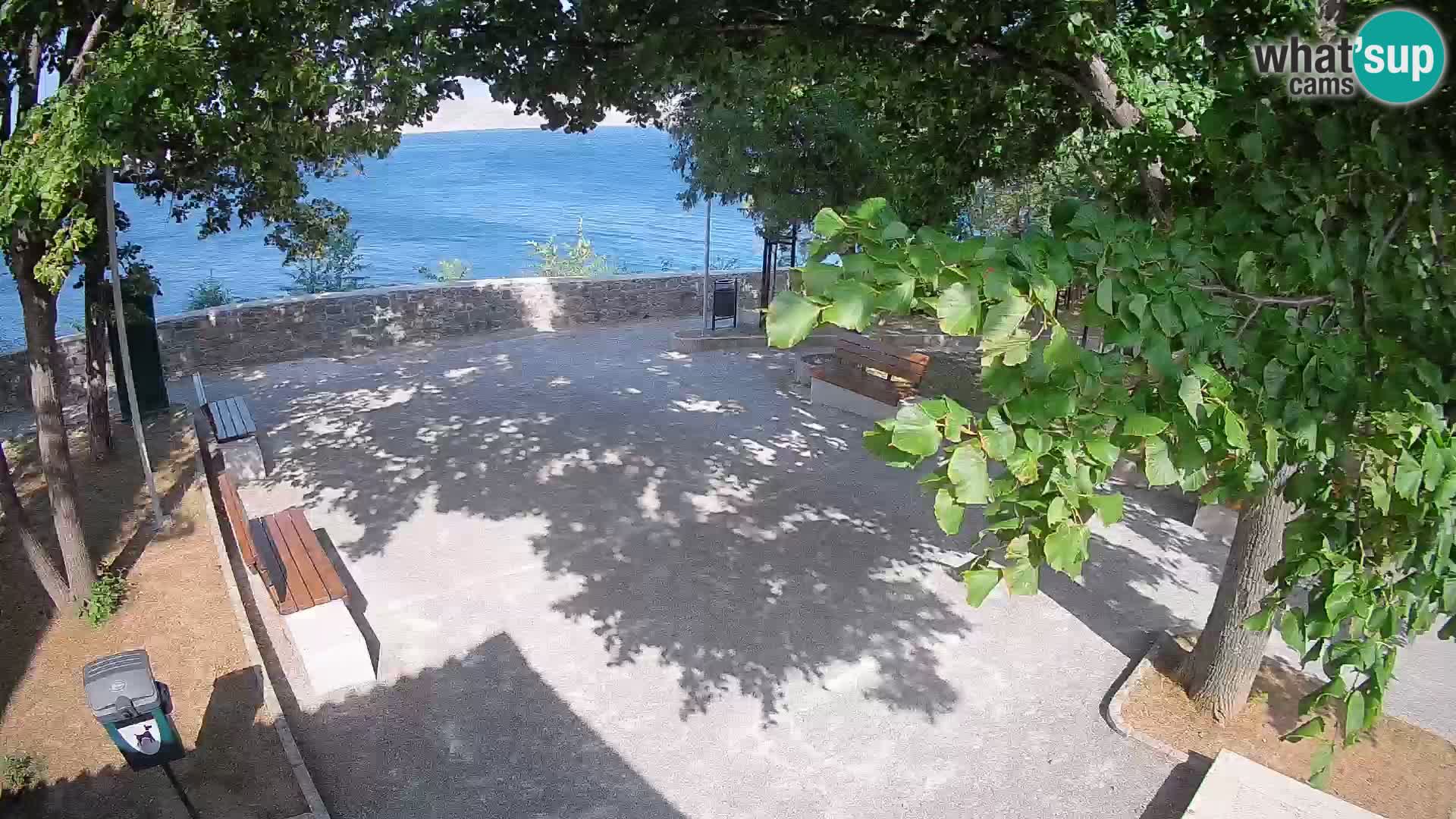 Kamera uživo Senj – Park književnika i Velebitski kanal