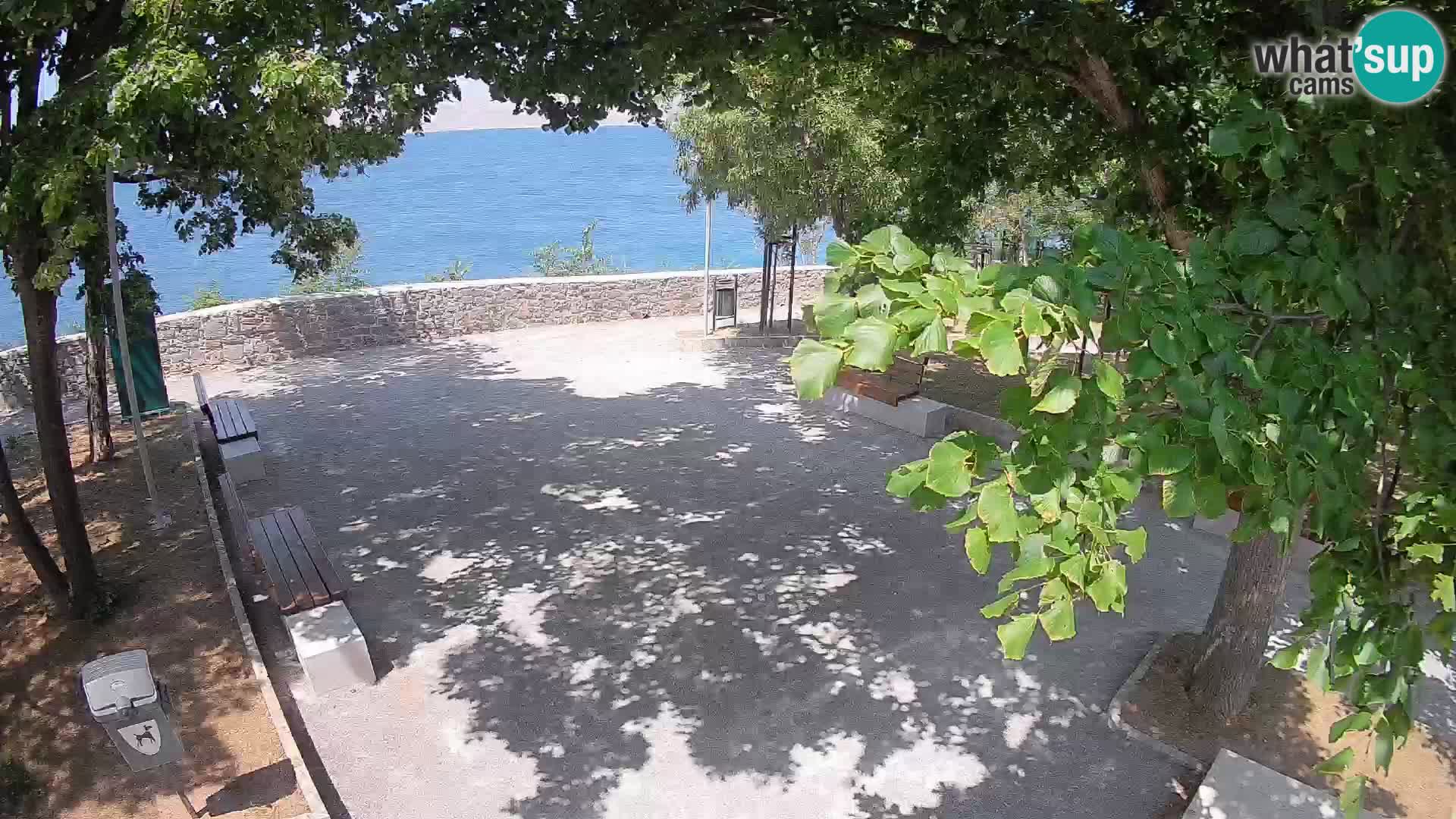Kamera uživo Senj – Park književnika i Velebitski kanal