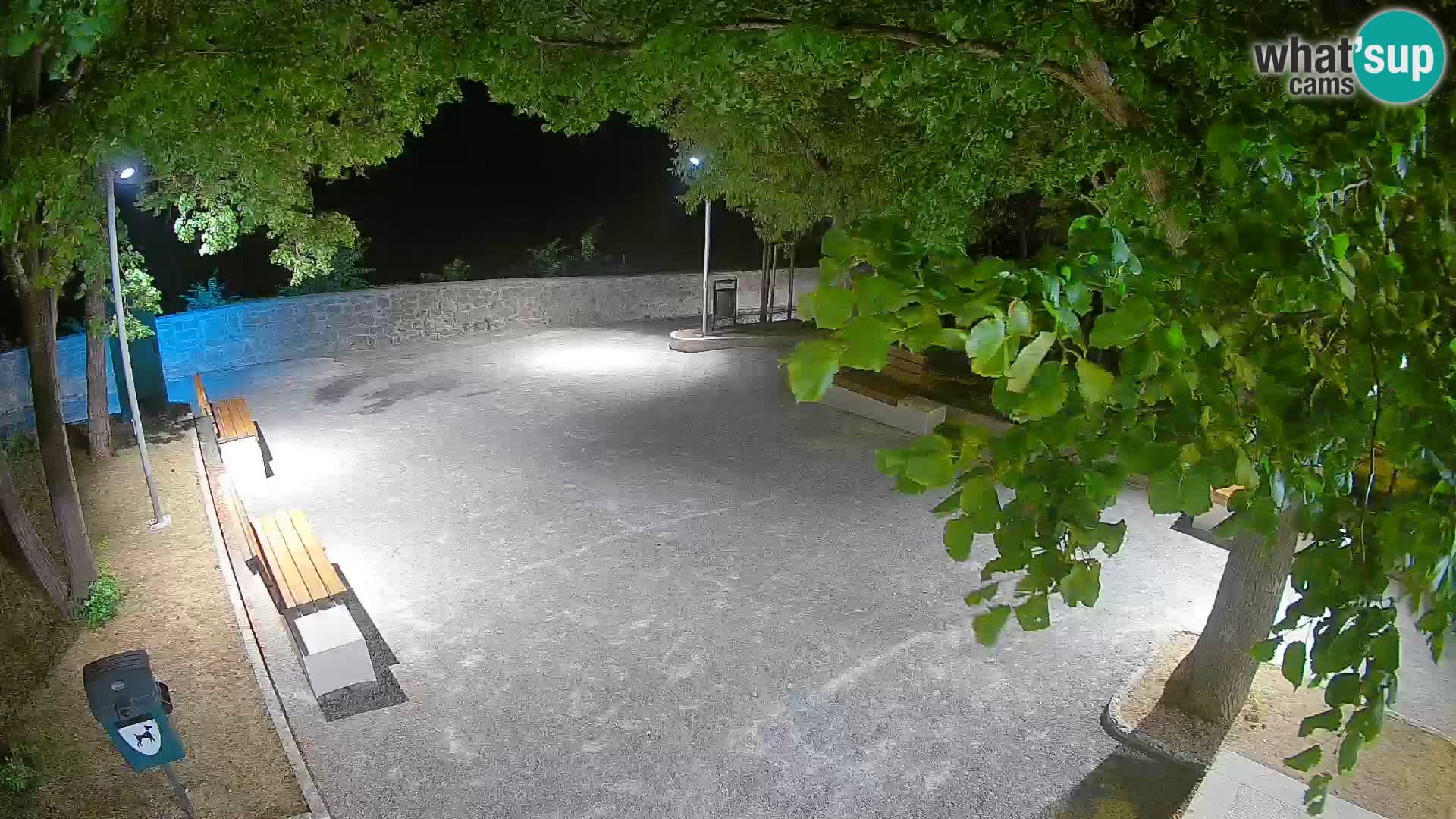 Webcam Senj en direct – Parc des Écrivains et canal du Velebit