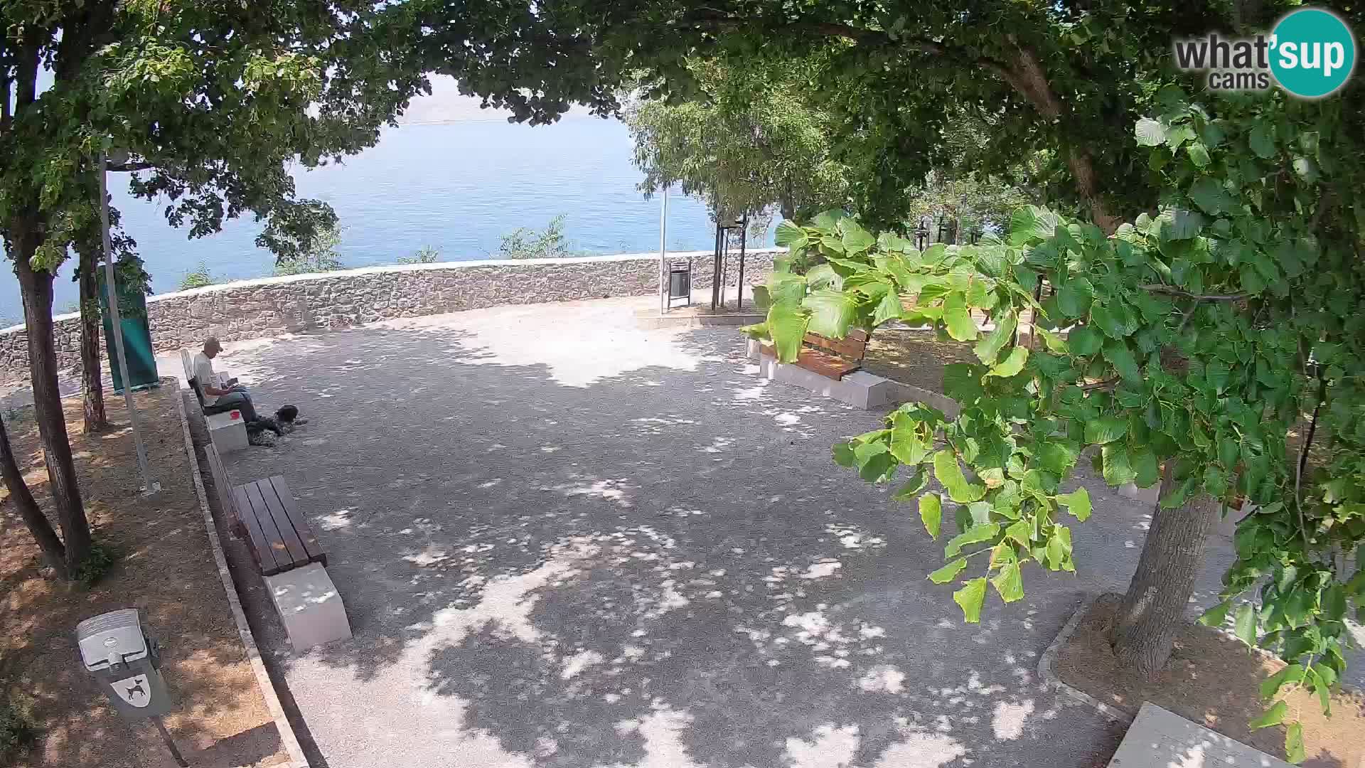Kamera uživo Senj – Park književnika i Velebitski kanal
