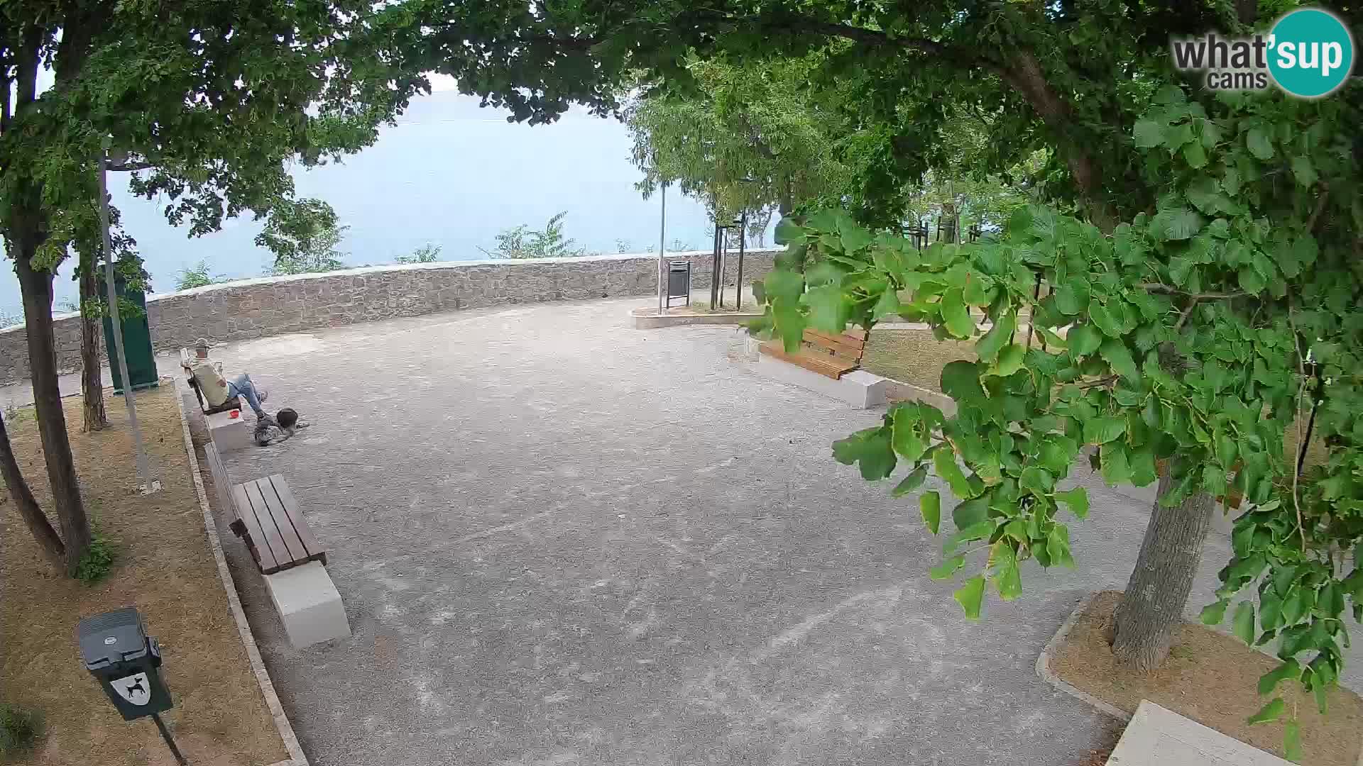 Kamera uživo Senj – Park književnika i Velebitski kanal
