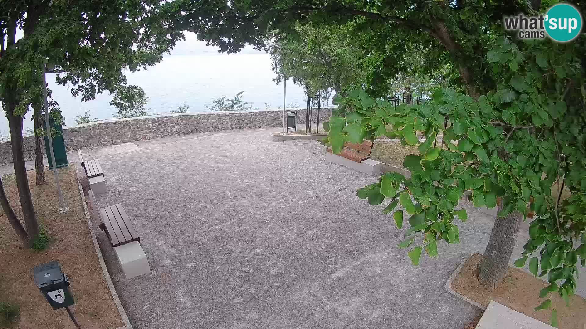 Webcam Senj en direct – Parc des Écrivains et canal du Velebit