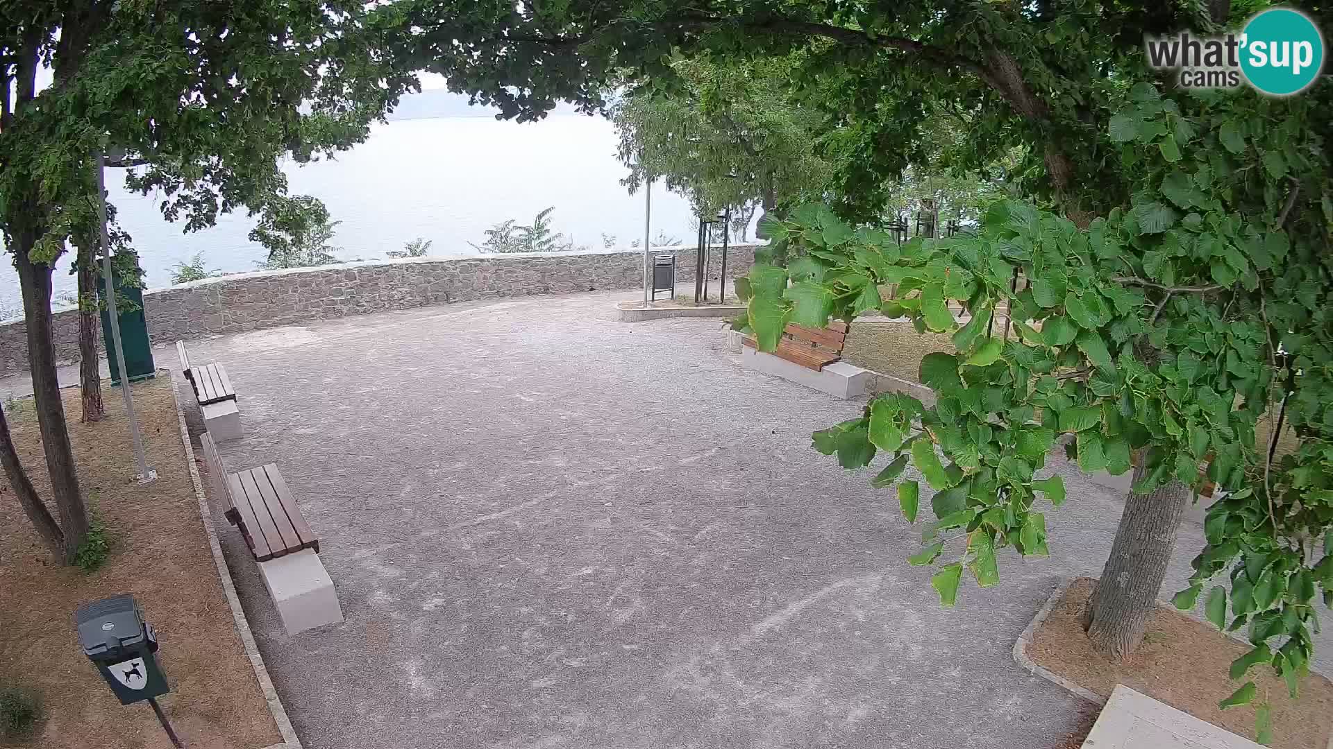 Webcam Senj en direct – Parc des Écrivains et canal du Velebit