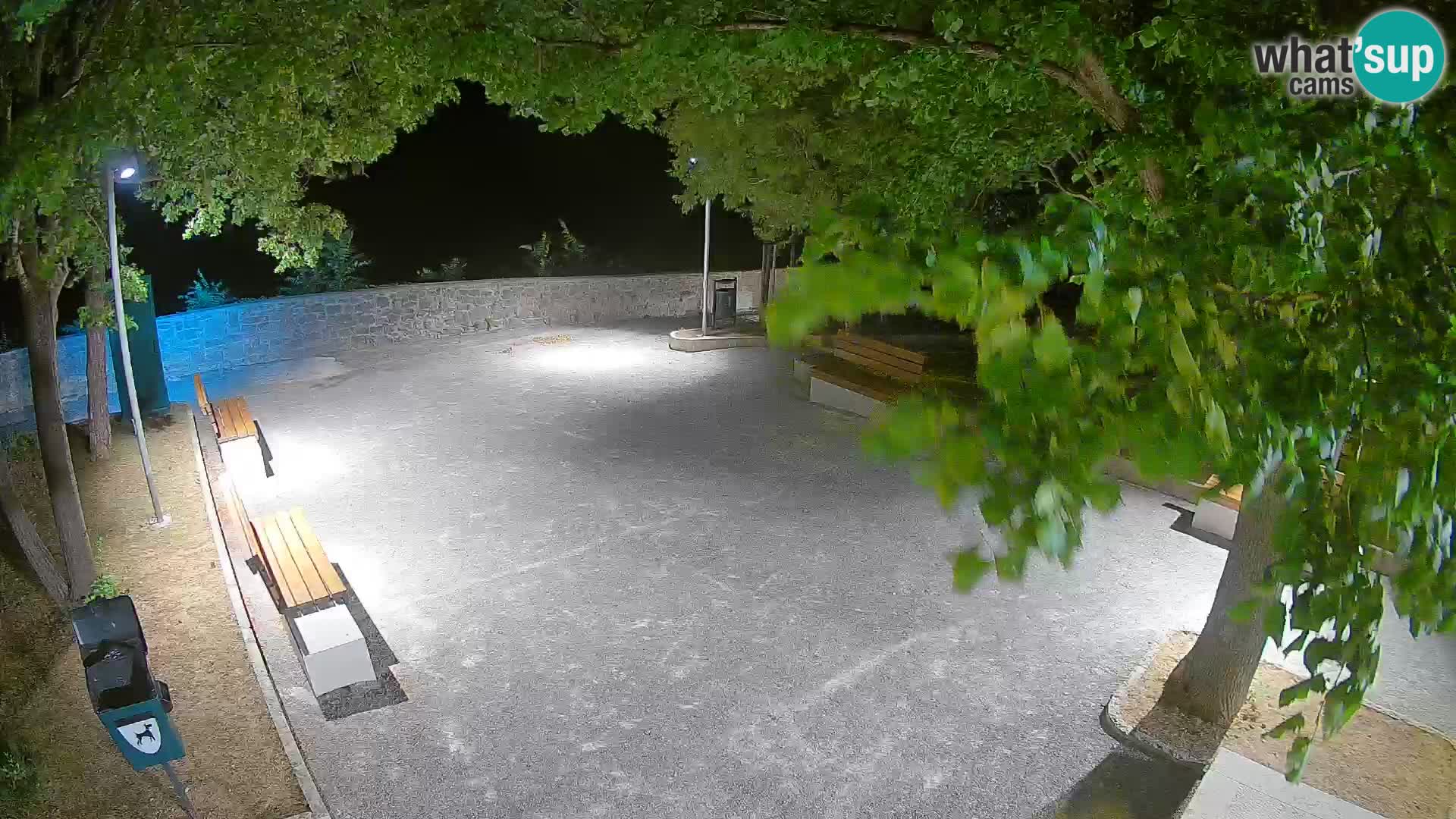 Kamera uživo Senj – Park književnika i Velebitski kanal