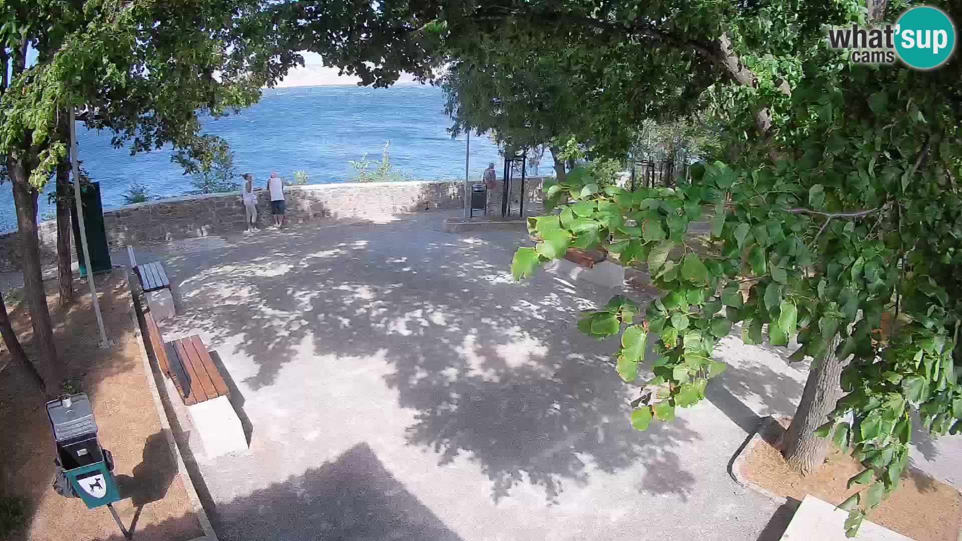 Spletna kamera Senj v živo – Park pisateljev in Velebitski kanal