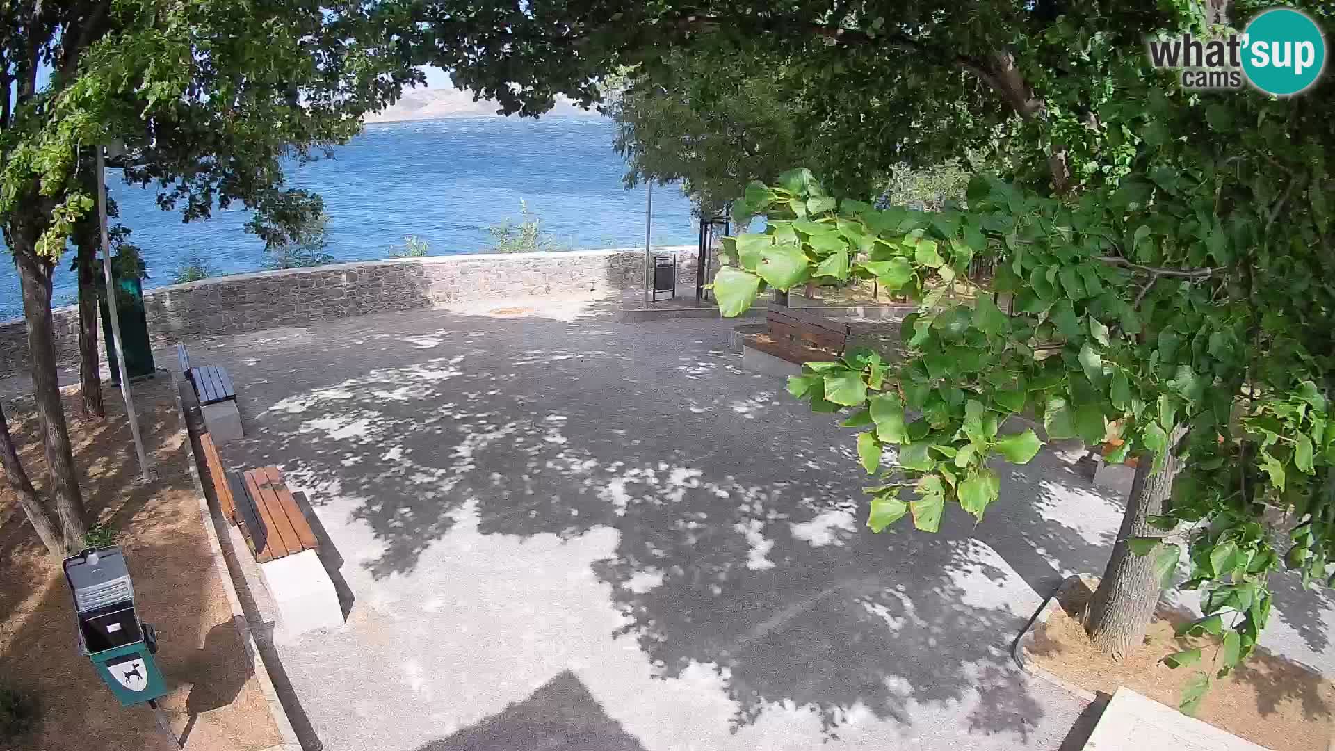 Webcam Senj en direct – Parc des Écrivains et canal du Velebit