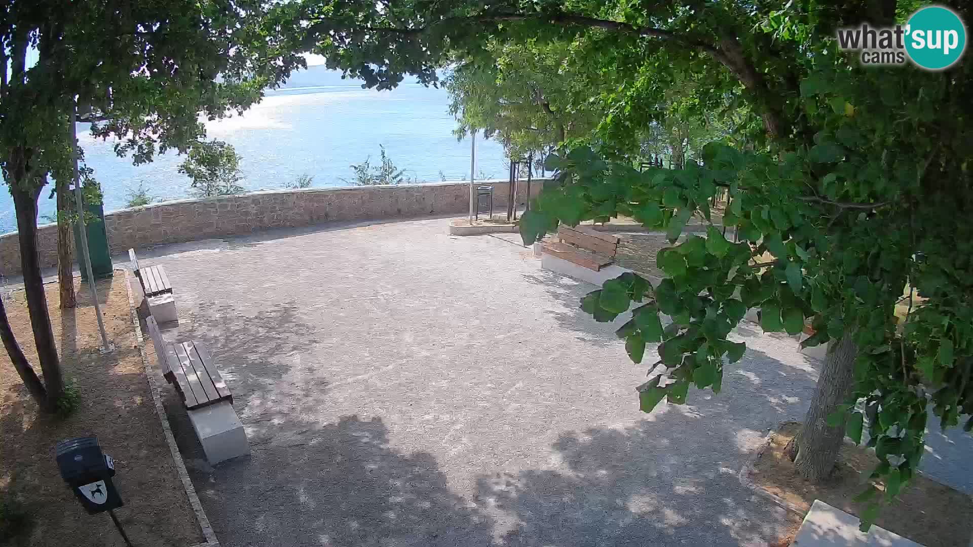 Webcam Senj en direct – Parc des Écrivains et canal du Velebit